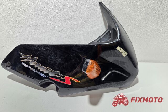Carena laterala dreapta cu semnalizare Honda Hornet S 600