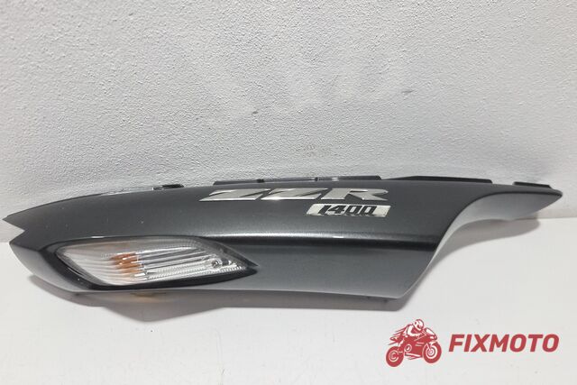 Carena codita dreapta cu semnalizare Kawasaki ZZR1400 ZX14R 2006-2011