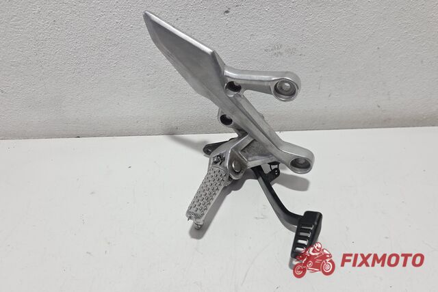 Scarita dreapta completa Honda CB750 Hornet 2023+