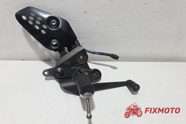 Scarita dreapta completa frana Yamaha MT-07 Tracer 2016-2019