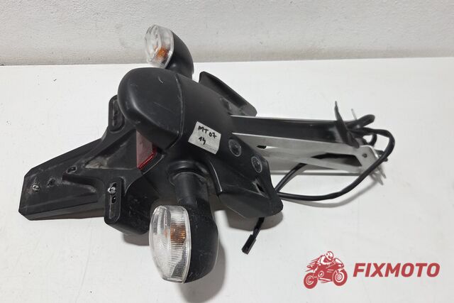 Suport numar original cu semnalizari Yamaha MT-07 2014-2017