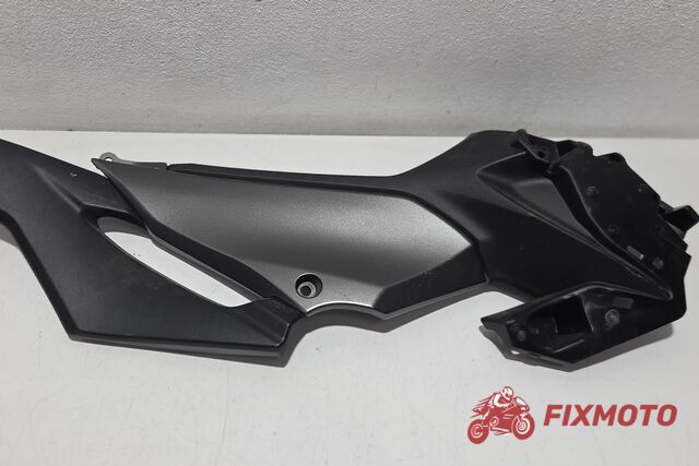 Carena laterala dreapta Kawasaki Z500 2024+