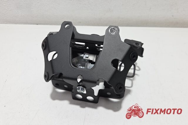 Cadru prindere parbriz masca Kawasaki Z500 2024+