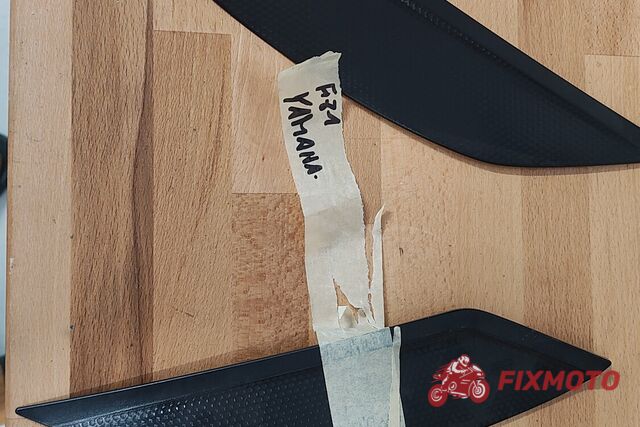 Carene ornamente rezervor Yamaha FZ1 FAZER1000