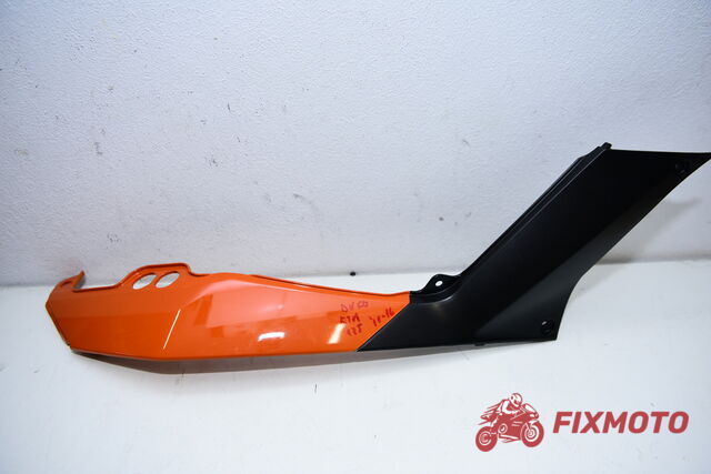 Carena codita partea dreapta KTM DUke 125 2011-2016